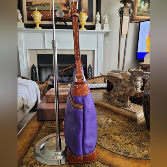 Dooney & Bourke Leather crossbody bag Purple - Picture 3 of 13